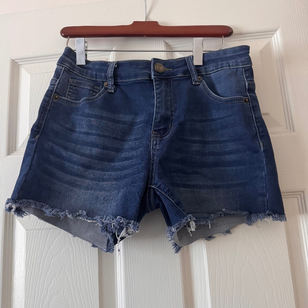 Born Primitive ultra stretch jean short
